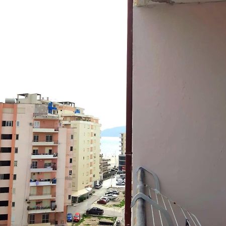 Grazioso Apartamento Arredato A Due Passi Dal Lungomare Vlore Exterior photo