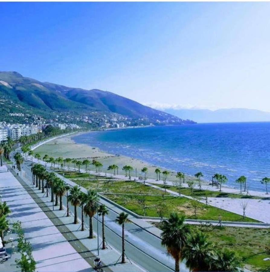 Grazioso Apartamento Arredato A Due Passi Dal Lungomare Vlore Exterior photo