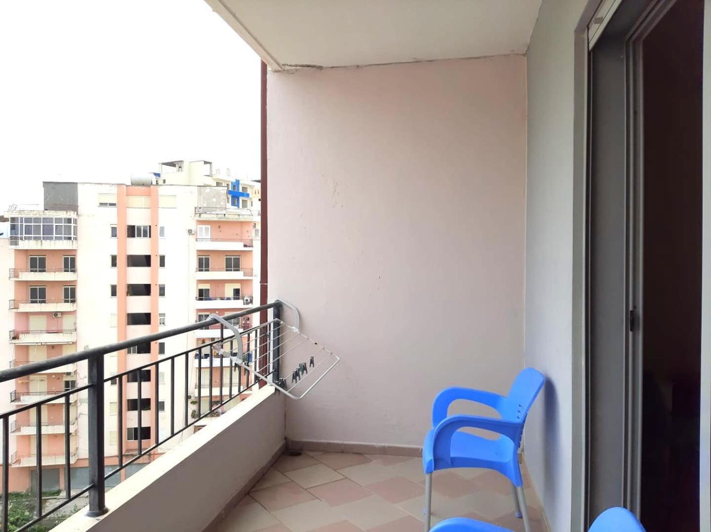 Grazioso Apartamento Arredato A Due Passi Dal Lungomare Vlore Exterior photo