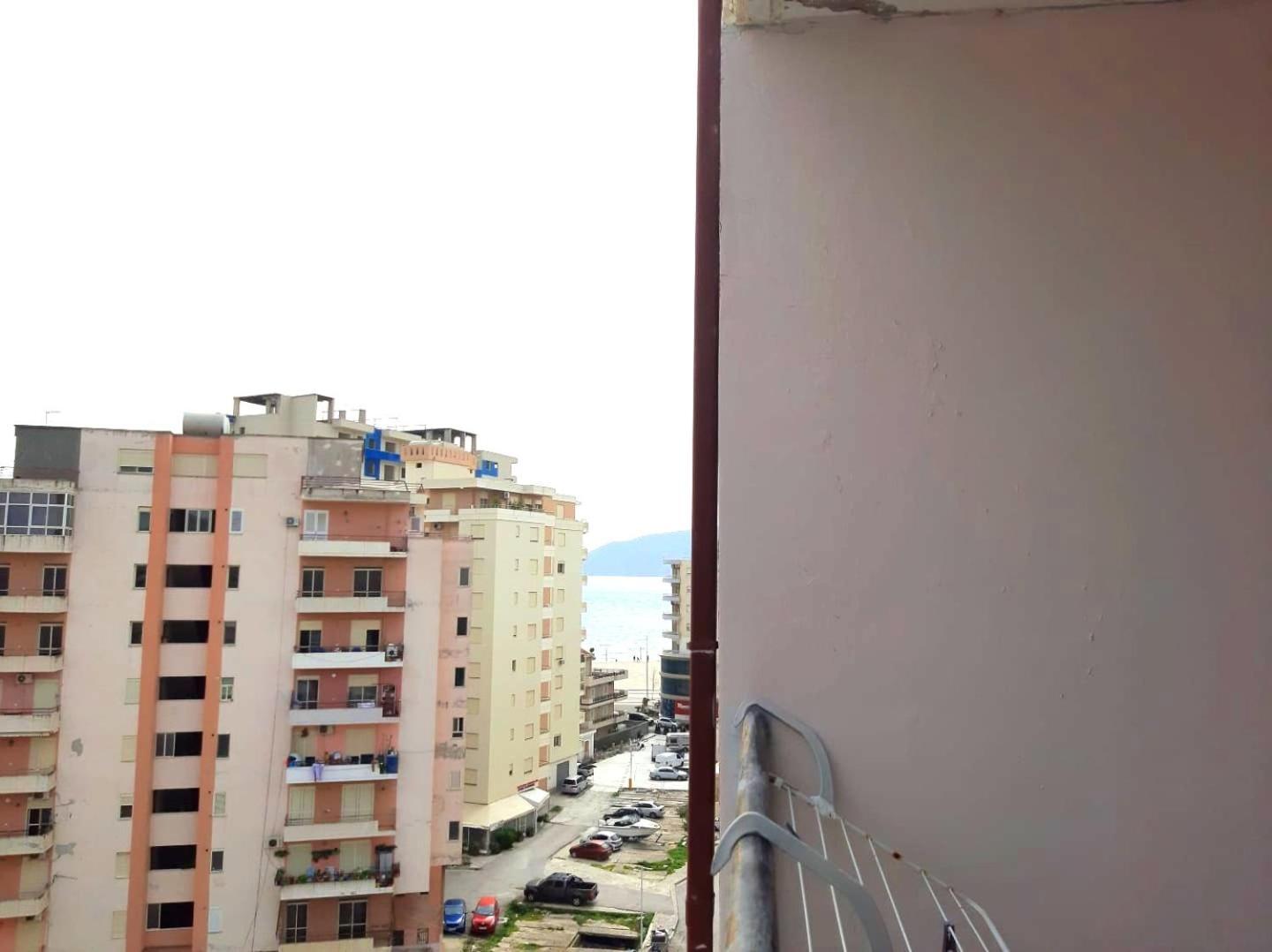 Grazioso Apartamento Arredato A Due Passi Dal Lungomare Vlore Exterior photo